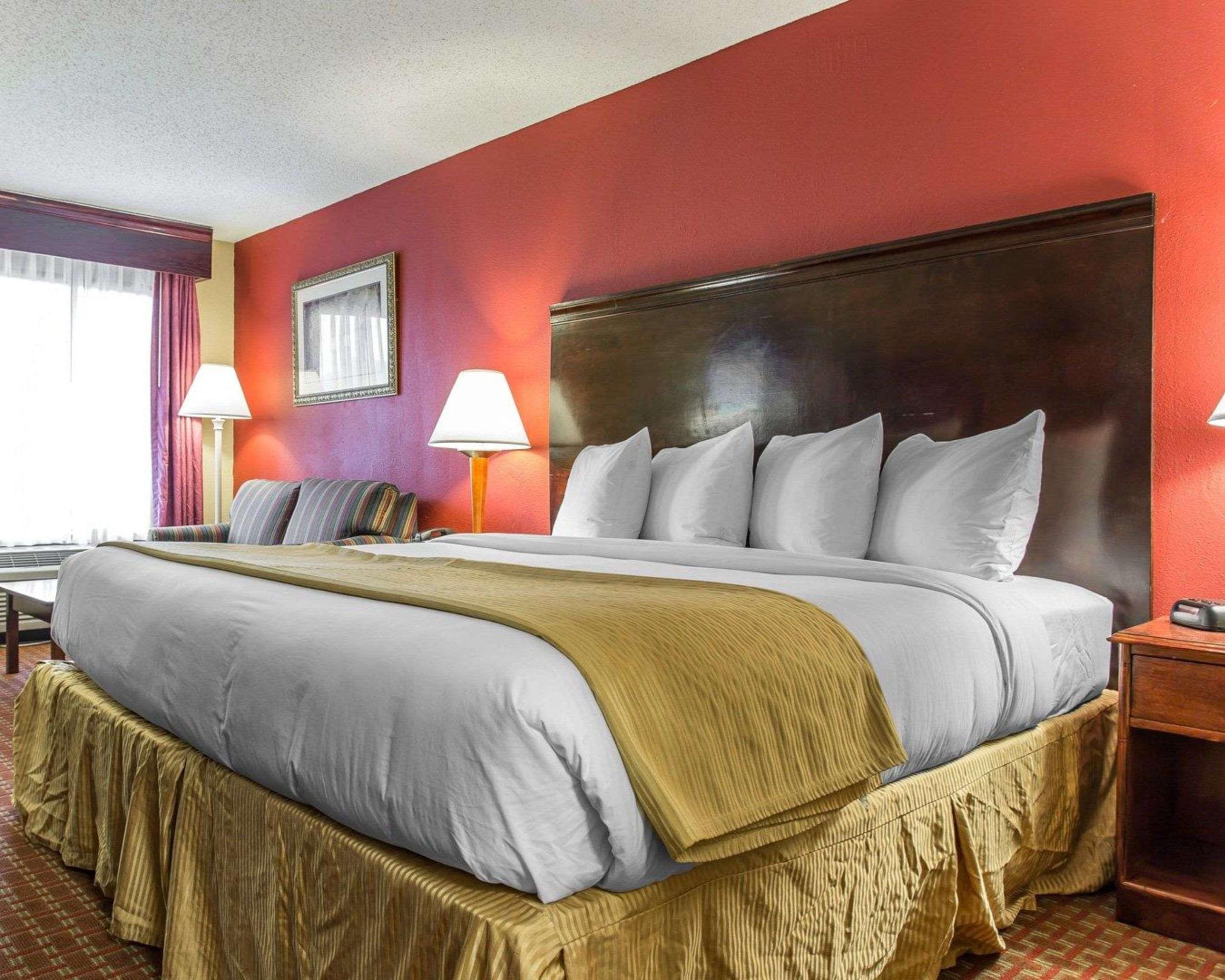 Clarion Pointe Statesville Buitenkant foto