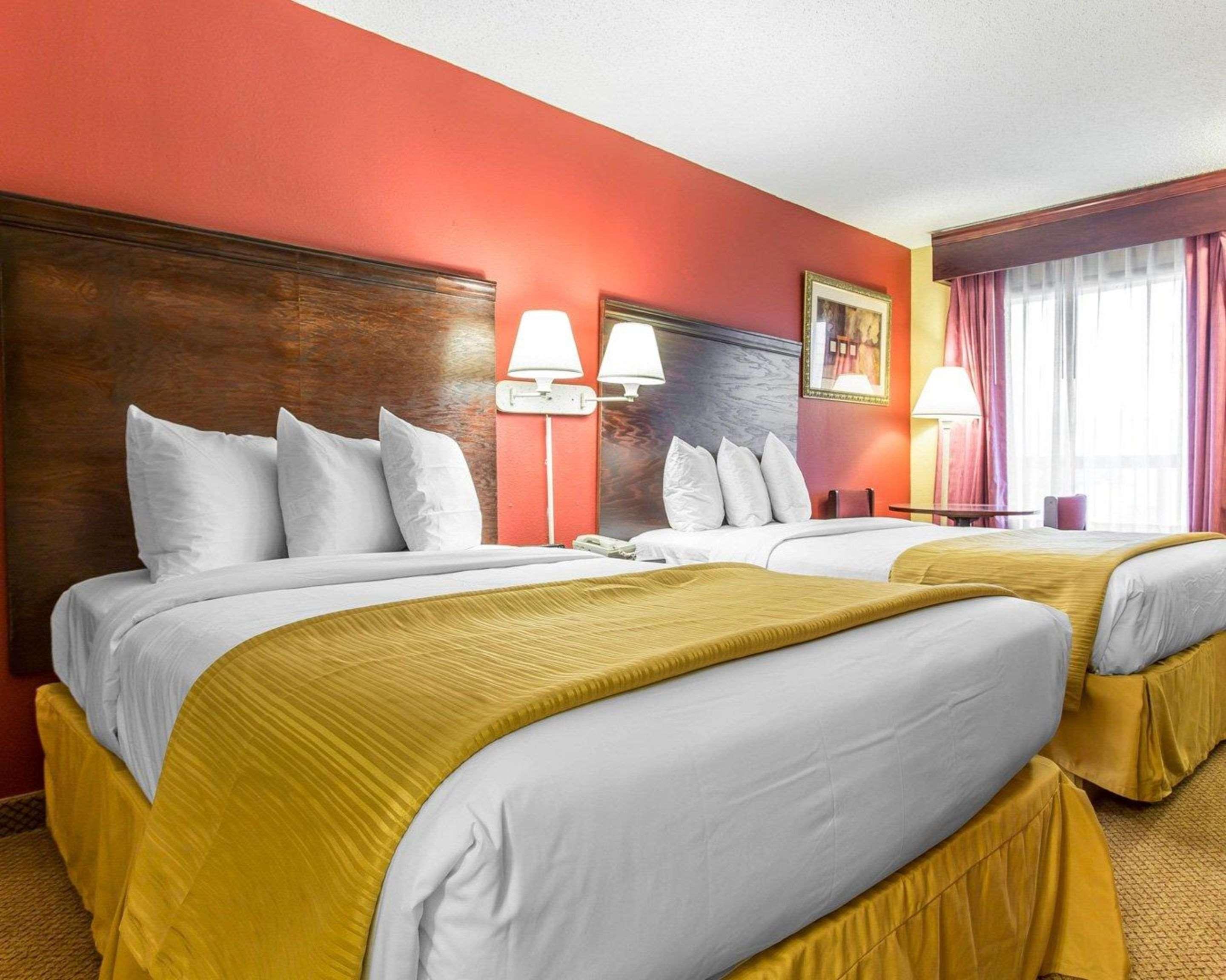 Clarion Pointe Statesville Buitenkant foto
