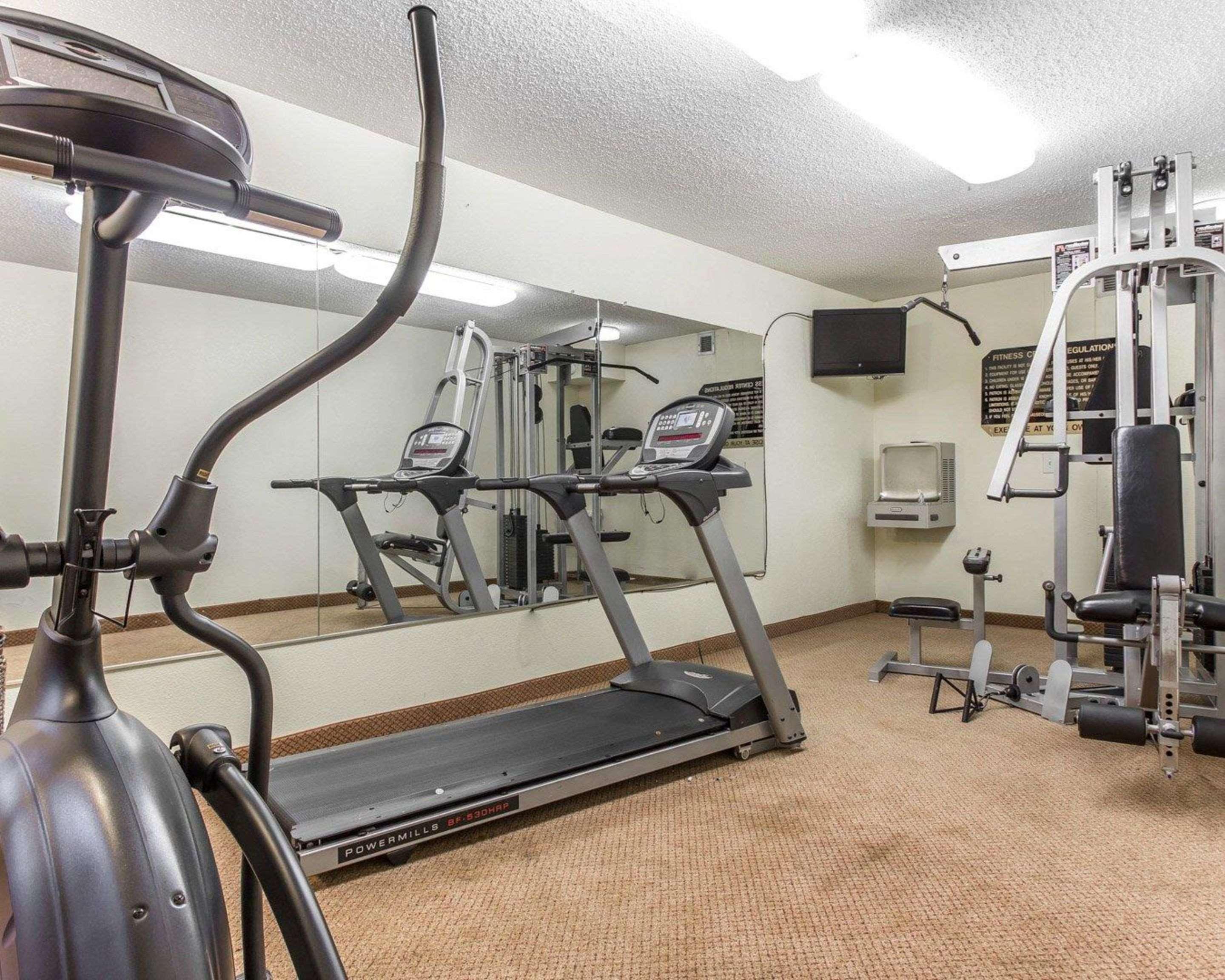 Clarion Pointe Statesville Buitenkant foto