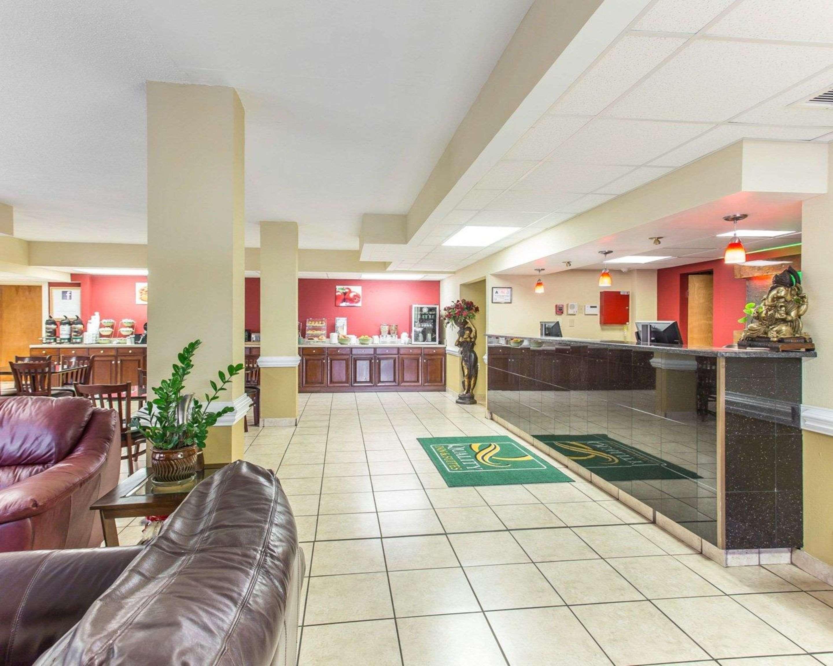 Clarion Pointe Statesville Buitenkant foto
