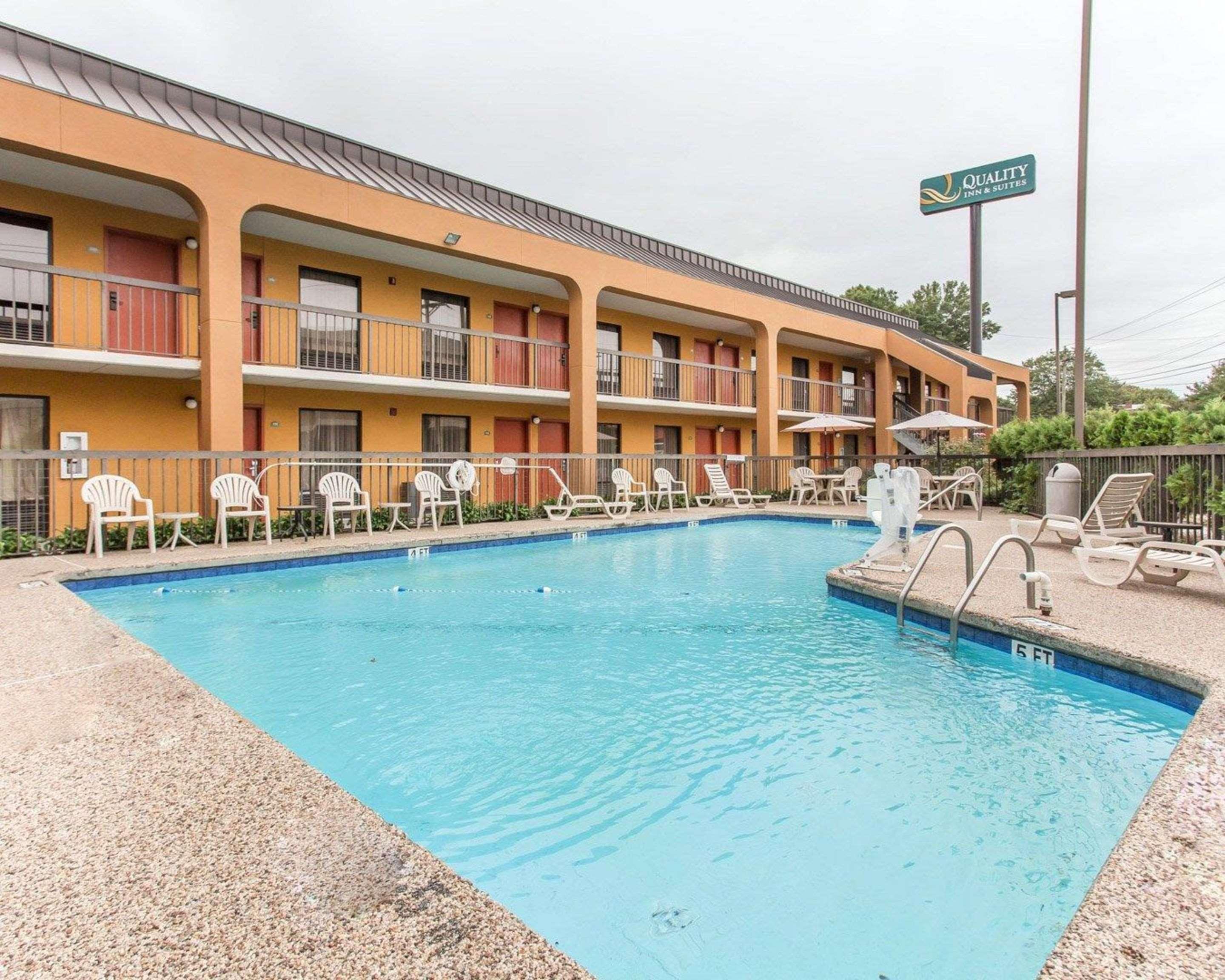 Clarion Pointe Statesville Buitenkant foto